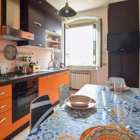 Awesome In With Kitchen Apartment *